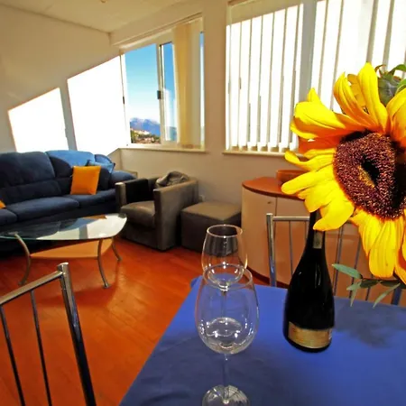 Apartment Nikatoni *