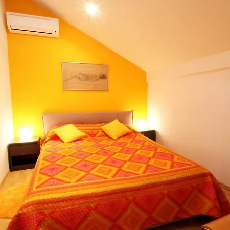 Apartment Nikatoni Apartman